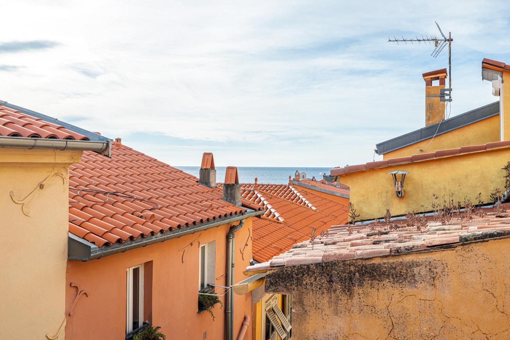 Le Bougainvillier Menton Vieille Ville Exterior photo